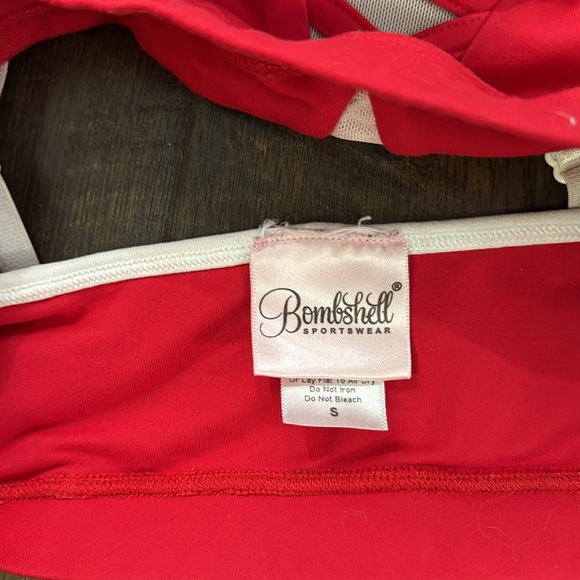 Bombshell Sports Bra *RARE* Small - Picture 3 of 4
